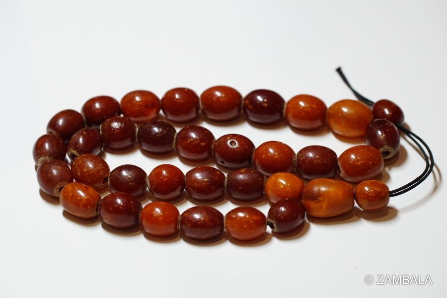 Vintage Handmade Rough Amber Necklace & 14ct Gold Clasp 44.4g Length 69cm