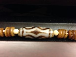 Two Vase four eye dzi beads